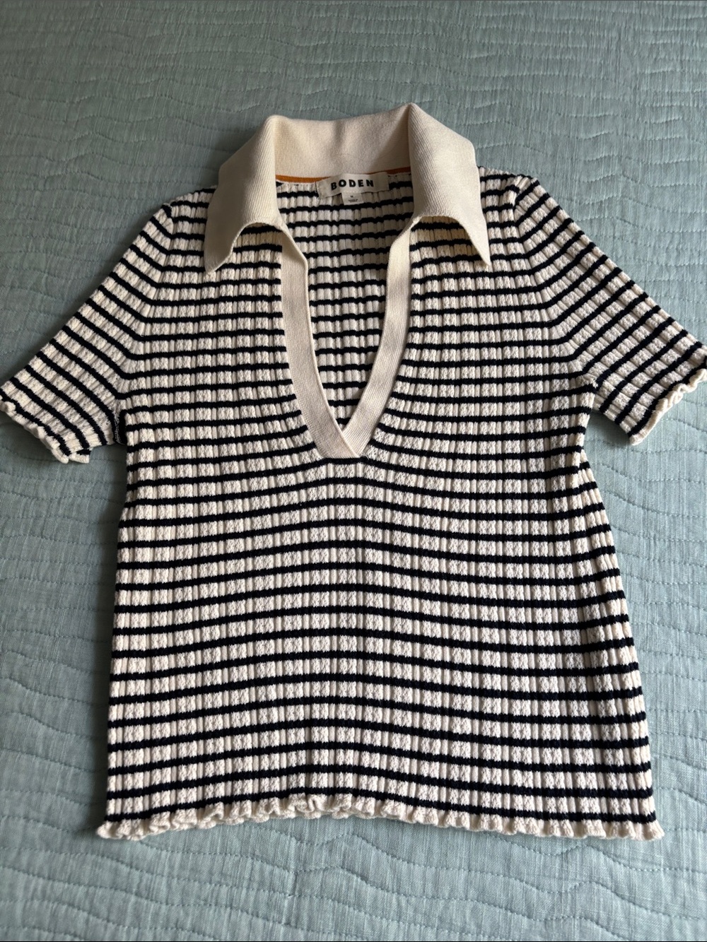 BODEN Black & Cream Striped V-Neck Collared Short Sleeve Sweater 80% Cotton